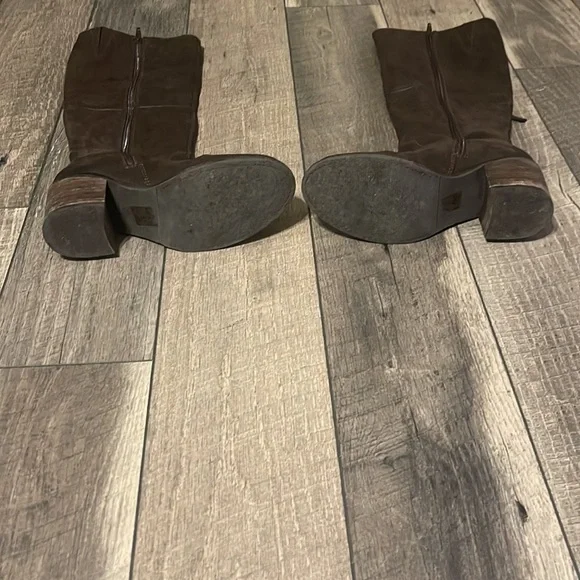 Steve Madden Artsy Leather Boot - Picture 7 of 7